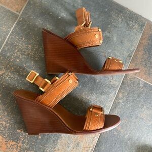 Tory Burch Cary’s tumbled leather size 8.5